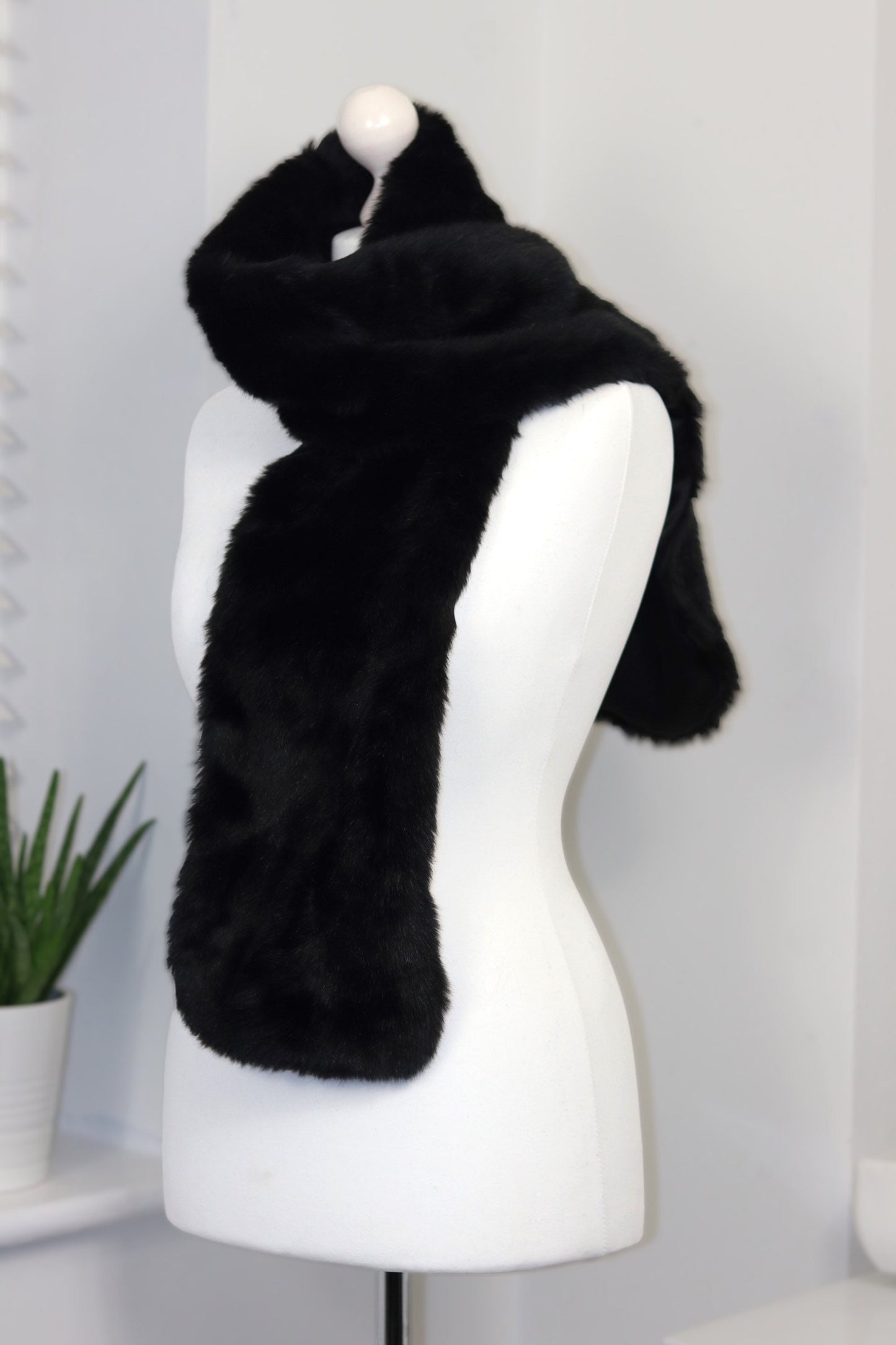 Black Faux Fur Scarf