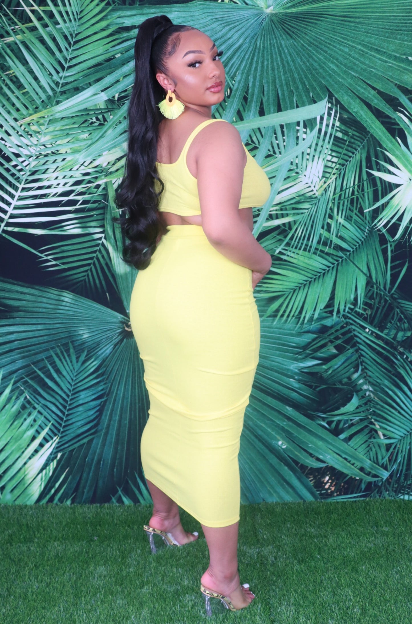 Yellow Ribbed Knitted Maxi Skirt